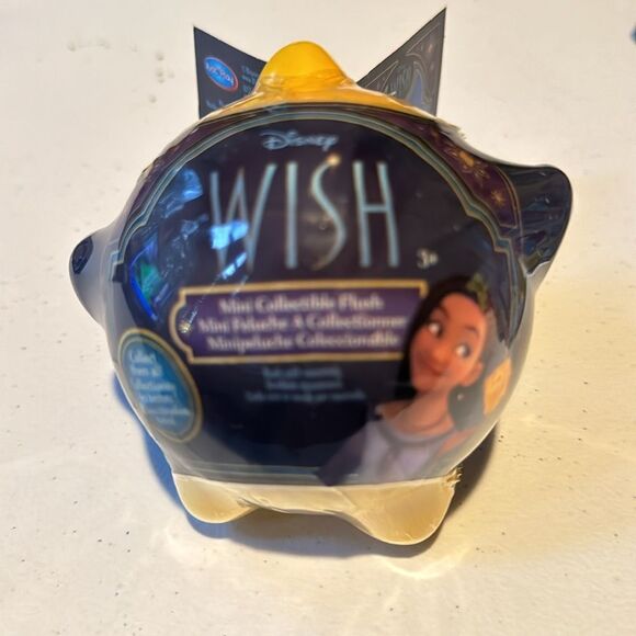 Disney collectibles. Disney Wish and 2 Disney Doorables. New with tags - Picture 6 of 10